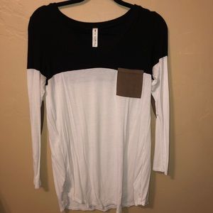 Long Sleeve Top🖤🤍